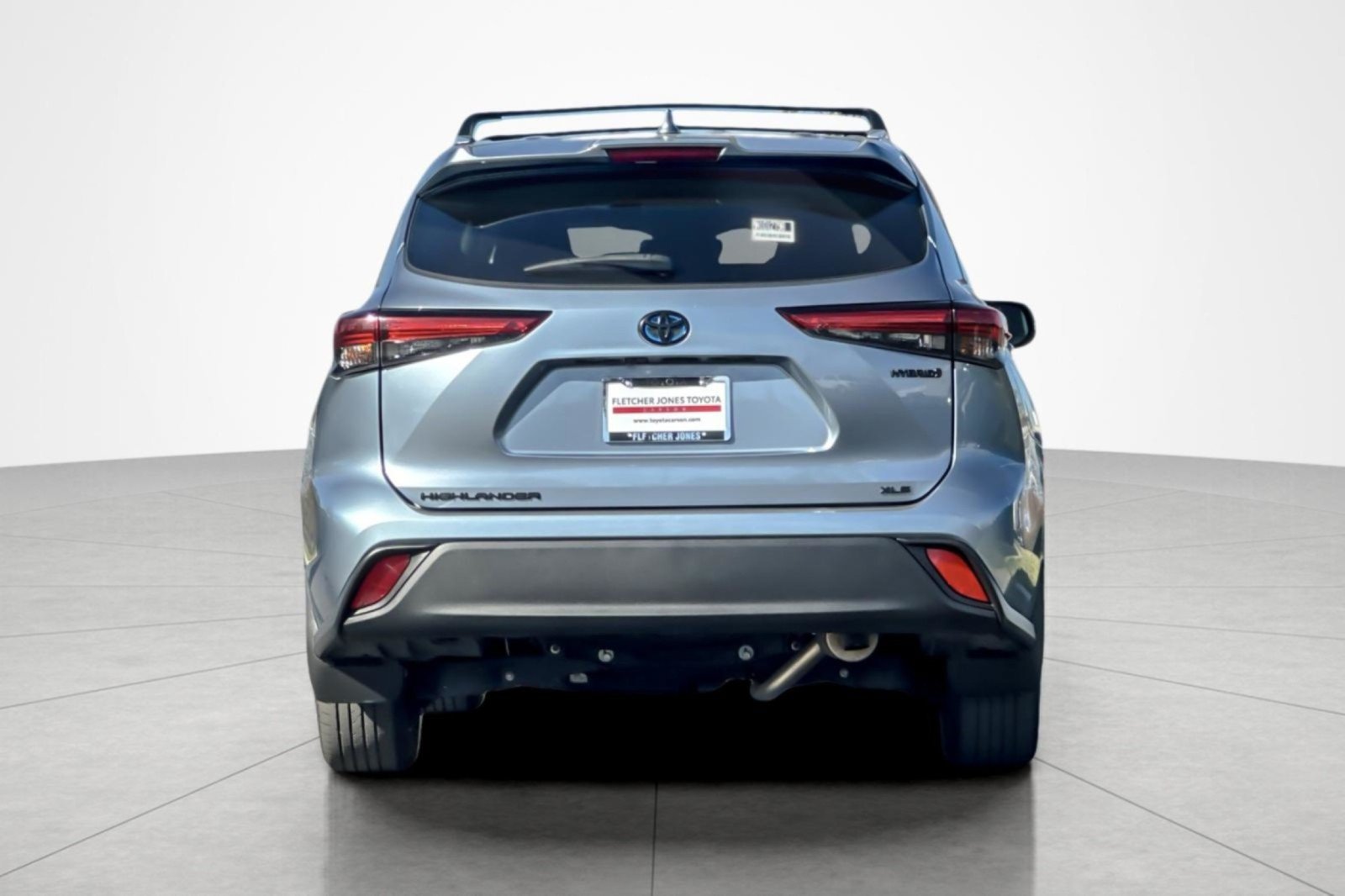 Certified 2022 Toyota Highlander XLE FWD image 4