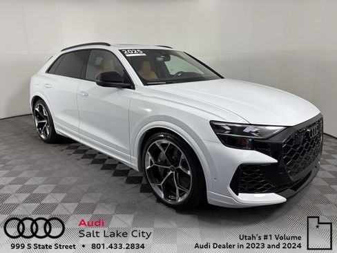 Used 2025 Audi RS Q8 performance image 1