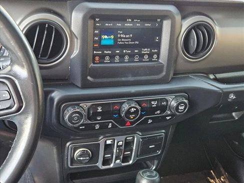 Used 2018 Jeep Wrangler Unlimited Sport S image 14