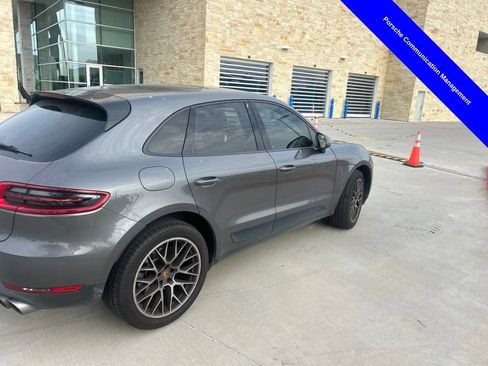 Used 2018 Porsche Macan AWD/4WD image 8