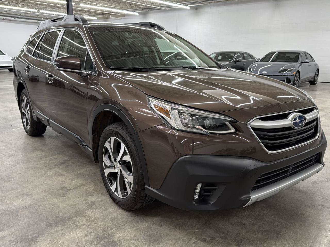 Used 2022 Subaru Outback Limited XT AWD/4WD image 4