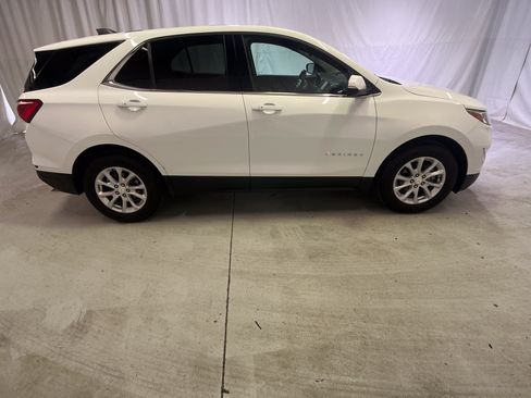 Certified 2018 Chevrolet Equinox LT FWD image 12