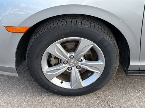 Used 2019 Honda Odyssey EX image 46