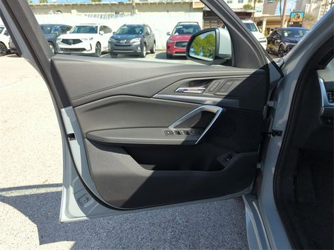 Used 2025 BMW X2 xDrive28i image 17