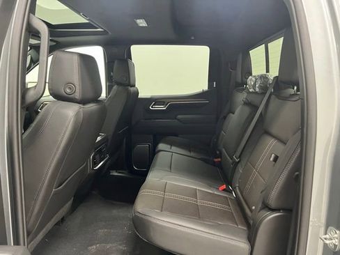 New 2026 Chevrolet Silverado 1500 High Country w/ High Country Premium Package AWD/4WD image 15