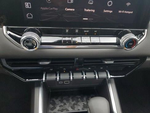 New 2026 GMC Canyon Elevation RWD image 26