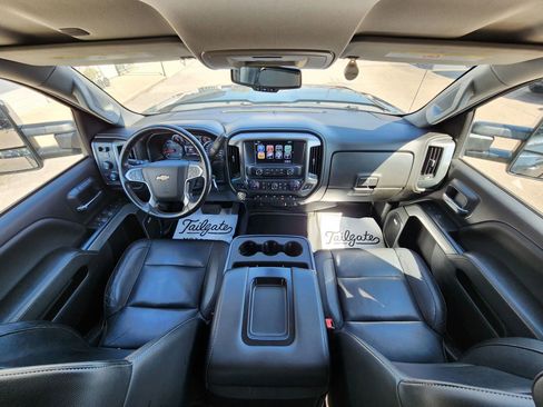 Used 2018 Chevrolet Silverado 2500 LTZ w/ LTZ Plus Package AWD/4WD image 18