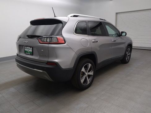 Used 2019 Jeep Cherokee Limited FWD image 9