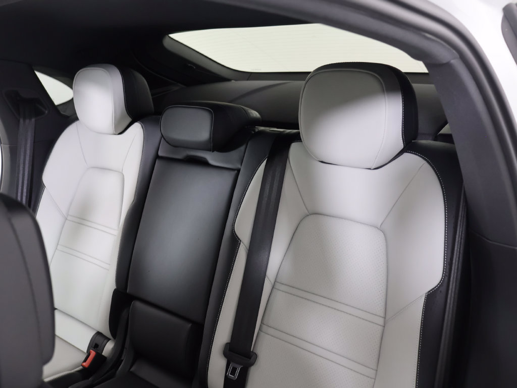 Certified 2025 Porsche Cayenne E-Hybrid Coupe AWD/4WD image 10