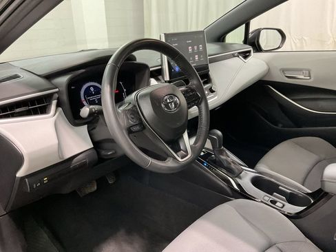 Used 2025 Toyota Corolla FX w/ Convenience Package FWD image 17