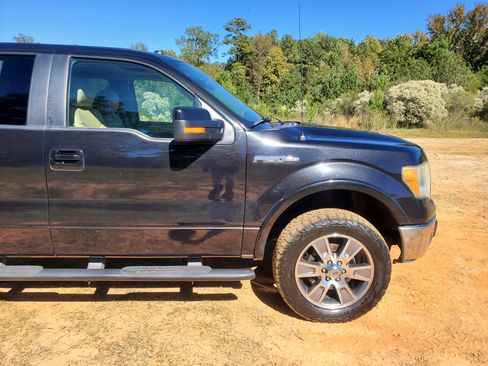 Used 2014 Ford F150 Lariat w/ Equipment Group 501A Mid image 11