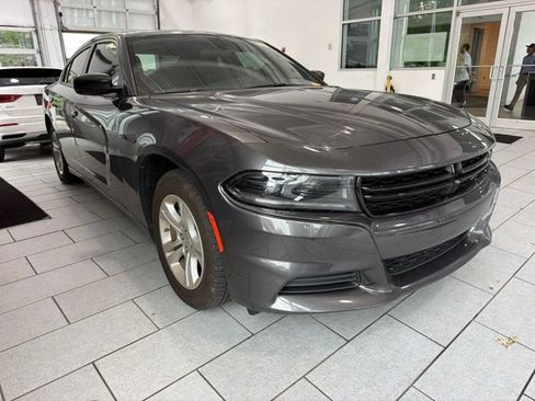 Used 2023 Dodge Charger SXT RWD image 6