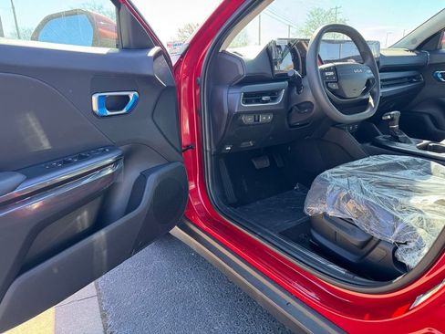 New 2026 Kia K4 LXS image 10