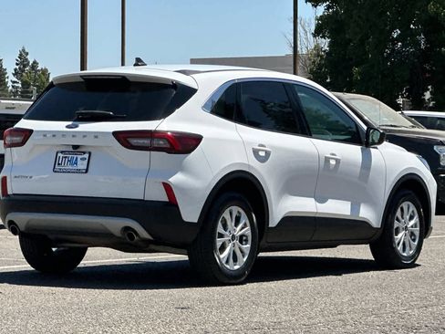 Used 2024 Ford Escape Active FWD image 2