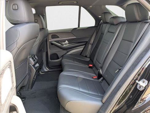 New 2026 Mercedes-Benz GLE 450 4MATIC image 17
