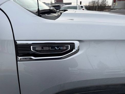 Used 2022 GMC Sierra 1500 SLT w/ SLT Convenience Package image 21