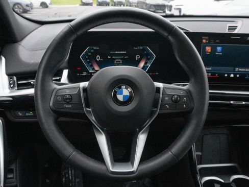 Certified 2025 BMW X2 xDrive28i w/ Premium Package AWD/4WD image 18