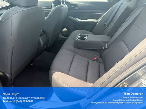 Used 2025 Nissan Altima 2.5 SV FWD image 5