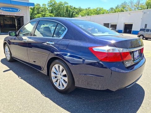 Used 2015 Honda Accord EX image 4