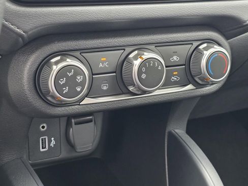 New 2025 Nissan Versa S w/ Trunk Package image 15