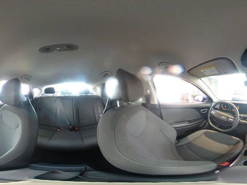 Used 2025 Kia K4 FWD image 43