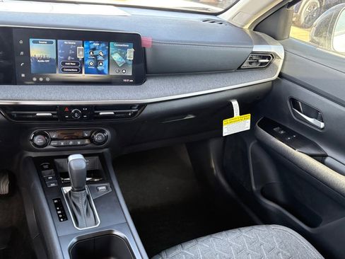 New 2026 Nissan Kicks SV image 12