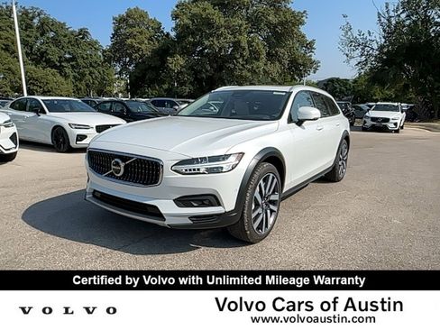 Certified 2025 Volvo V90 B6 Cross Country Plus w/ Protection Package Premier image 1