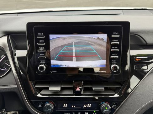 Used 2024 Toyota Camry SE image 24