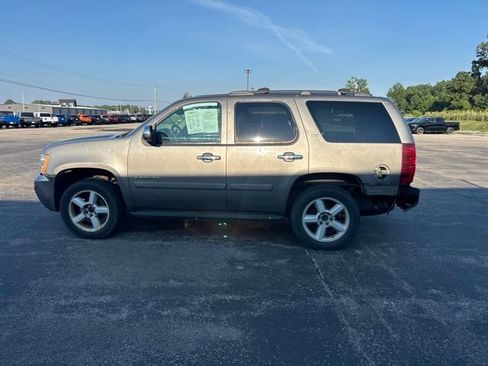 Used 2008 Chevrolet Tahoe LTZ w/ LTZ Preferred Equipment Group AWD/4WD image 5