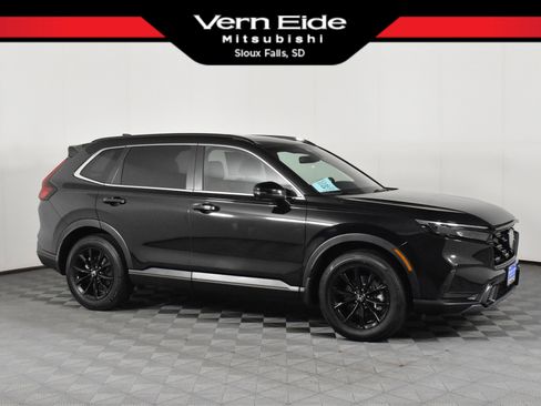 Used 2025 Honda CR-V Sport image 1