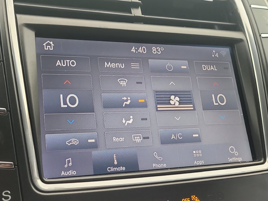 Used 2020 Lincoln Nautilus FWD image 22