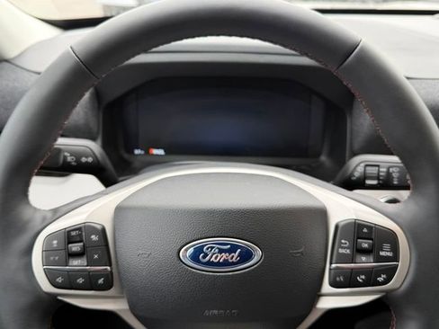 New 2026 Ford Explorer Active w/ Active Comfort Package image 24