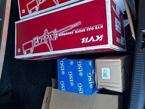 Used 2011 Toyota Camry LE image 23