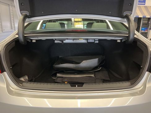 Used 2016 Hyundai Sonata SE w/ Cargo Package image 32