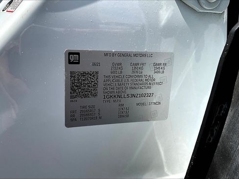 Used 2022 GMC Acadia AT4 w/ Technology Package AWD/4WD image 11