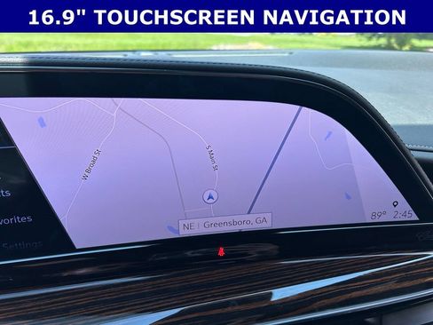 Used 2023 Cadillac Escalade Premium Luxury AWD/4WD image 3