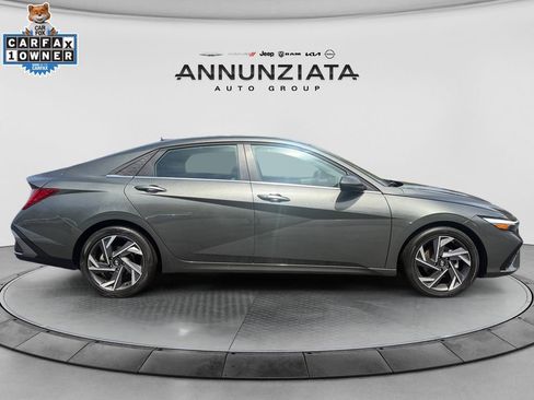 Used 2025 Hyundai Elantra SEL FWD image 6