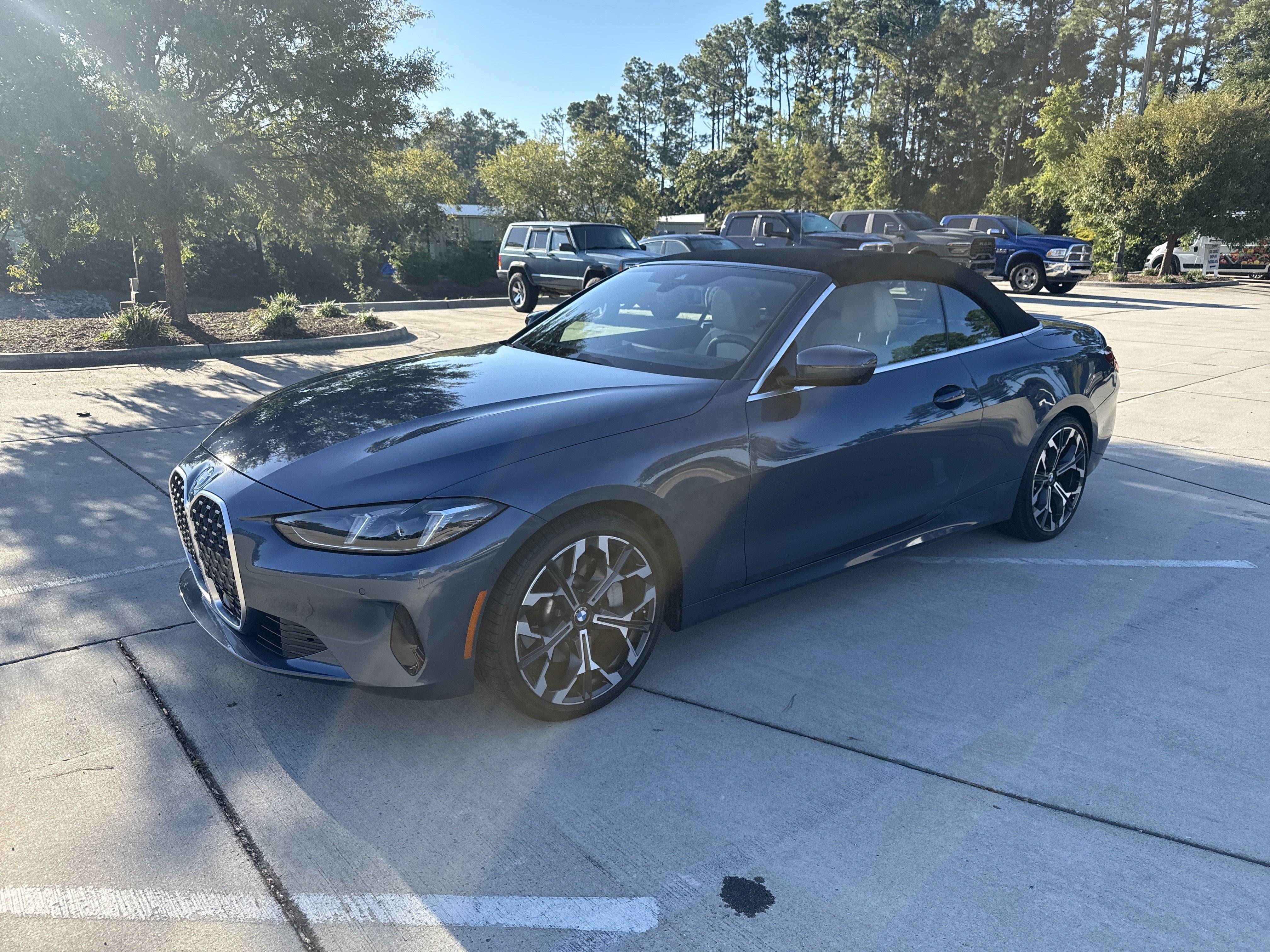 Used 2026 BMW 430i Convertible w/ Premium Package RWD image 4