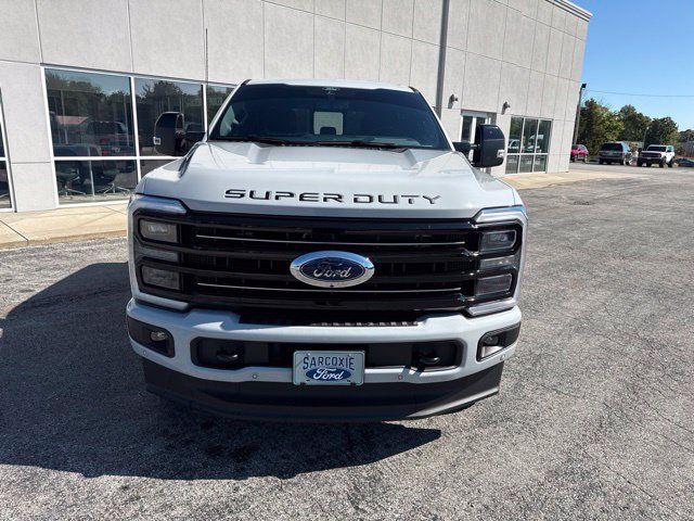 Used 2026 Ford F250 Platinum AWD/4WD image 2