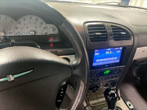 Used 2002 Ford Thunderbird Deluxe image 18