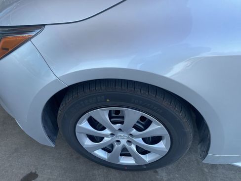 Used 2023 Toyota Corolla LE image 24