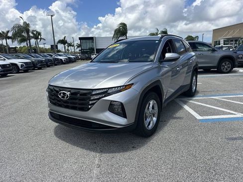 Certified 2023 Hyundai Tucson SEL AWD/4WD image 2