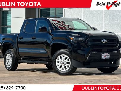 Certified 2025 Toyota Tacoma SR5