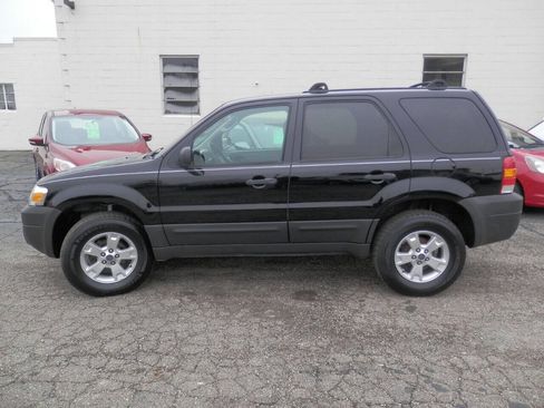 Used 2007 Ford Escape XLT image 3