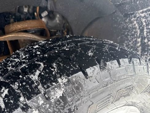 Used 2025 Chevrolet Silverado 1500 LT image 32