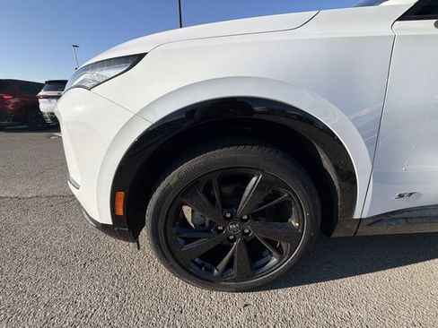 New 2026 Buick Envision Sport Touring AWD/4WD image 10