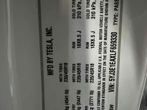 Used 2020 Tesla Model 3 Standard Range Plus image 13