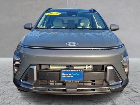 Used 2026 Hyundai Kona Limited FWD image 2