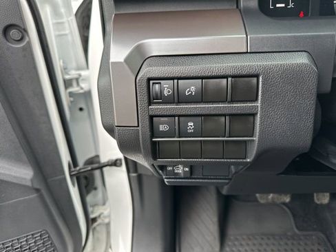 Used 2024 Toyota Tacoma SR5 image 13