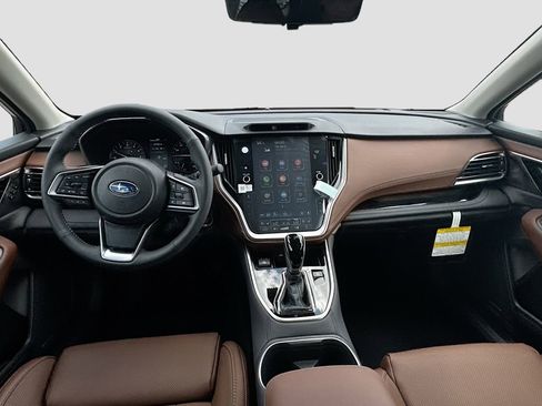 Used 2025 Subaru Outback Touring XT image 29